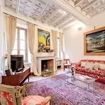 Spanish Steps Luxury Apartment
